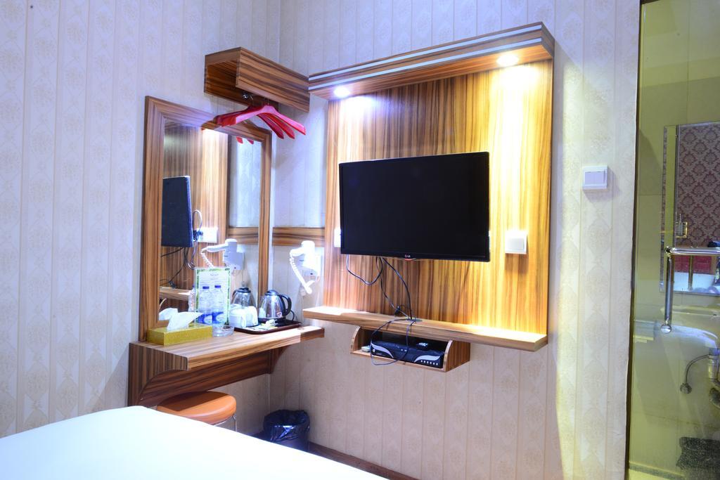 Hotel Rovi Boutique Джакарта Экстерьер фото