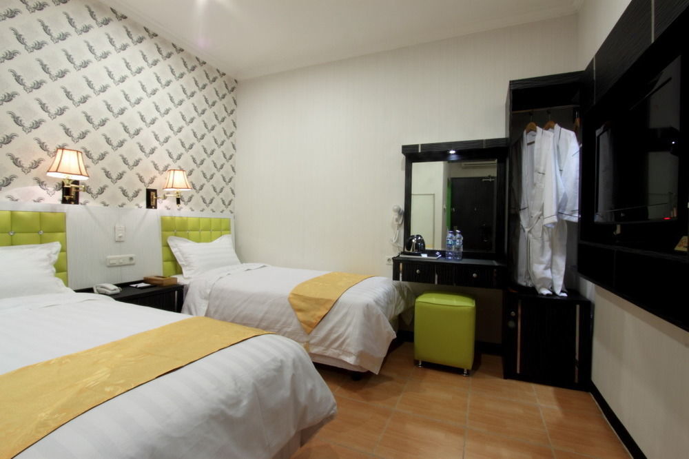 Hotel Rovi Boutique Джакарта Экстерьер фото