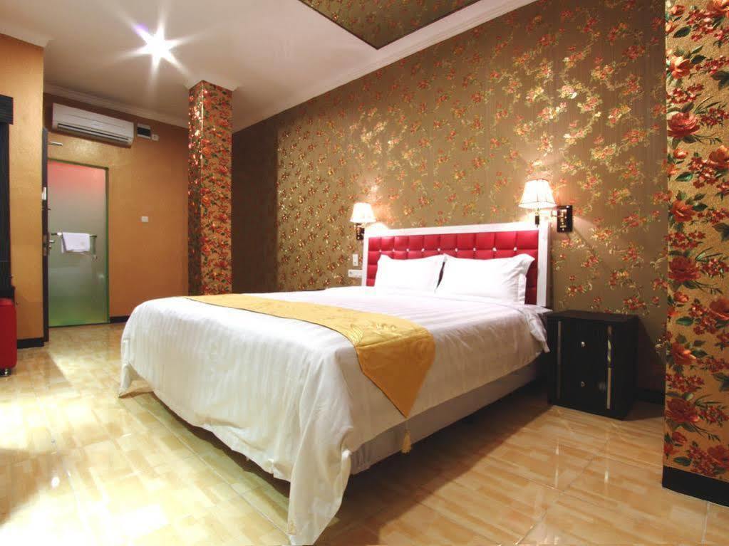 Hotel Rovi Boutique Джакарта Экстерьер фото