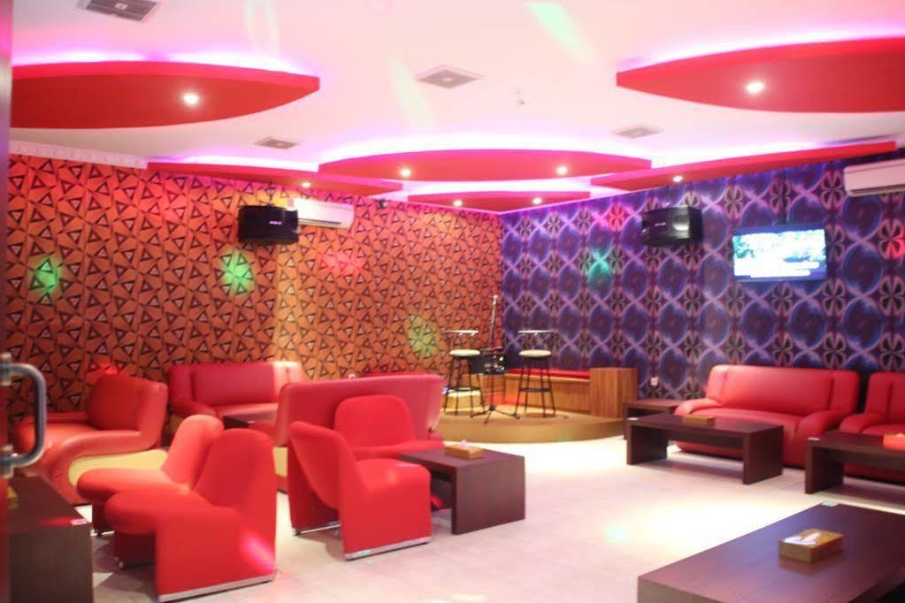 Hotel Rovi Boutique Джакарта Экстерьер фото