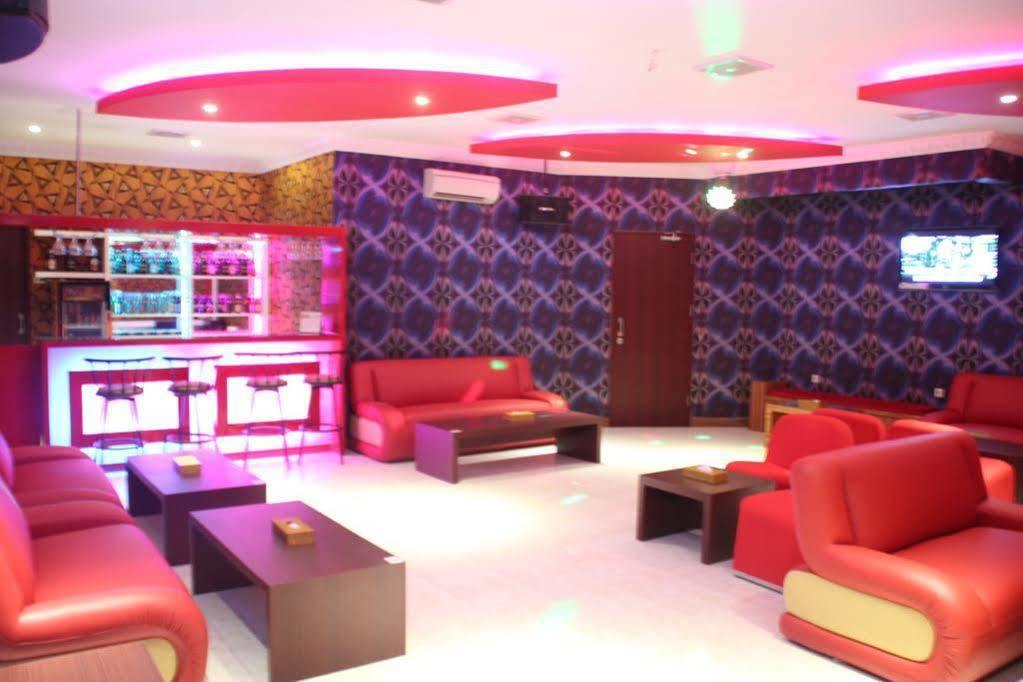 Hotel Rovi Boutique Джакарта Экстерьер фото