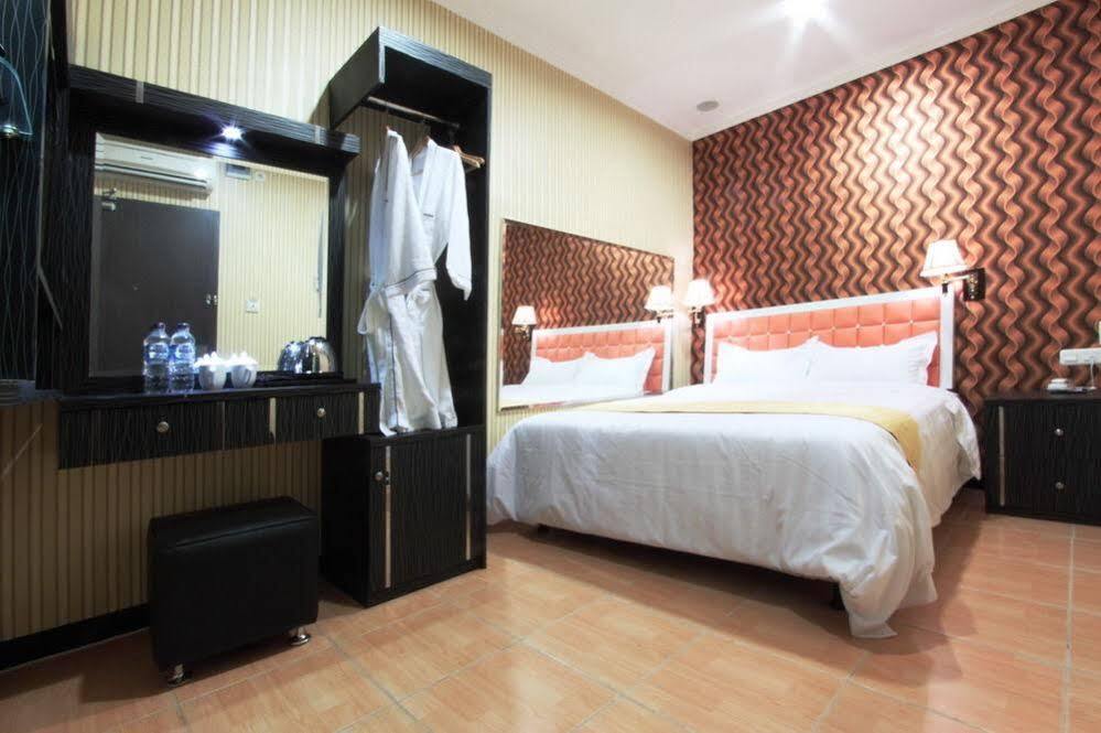 Hotel Rovi Boutique Джакарта Экстерьер фото